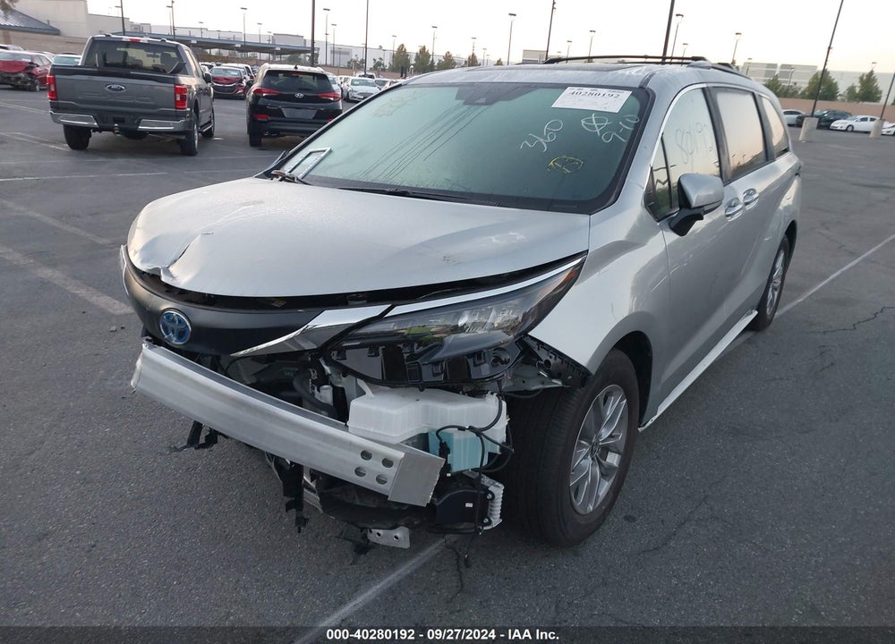 2024 TOYOTA SIENNA LE VIN: 5TDBRKECXRS207132