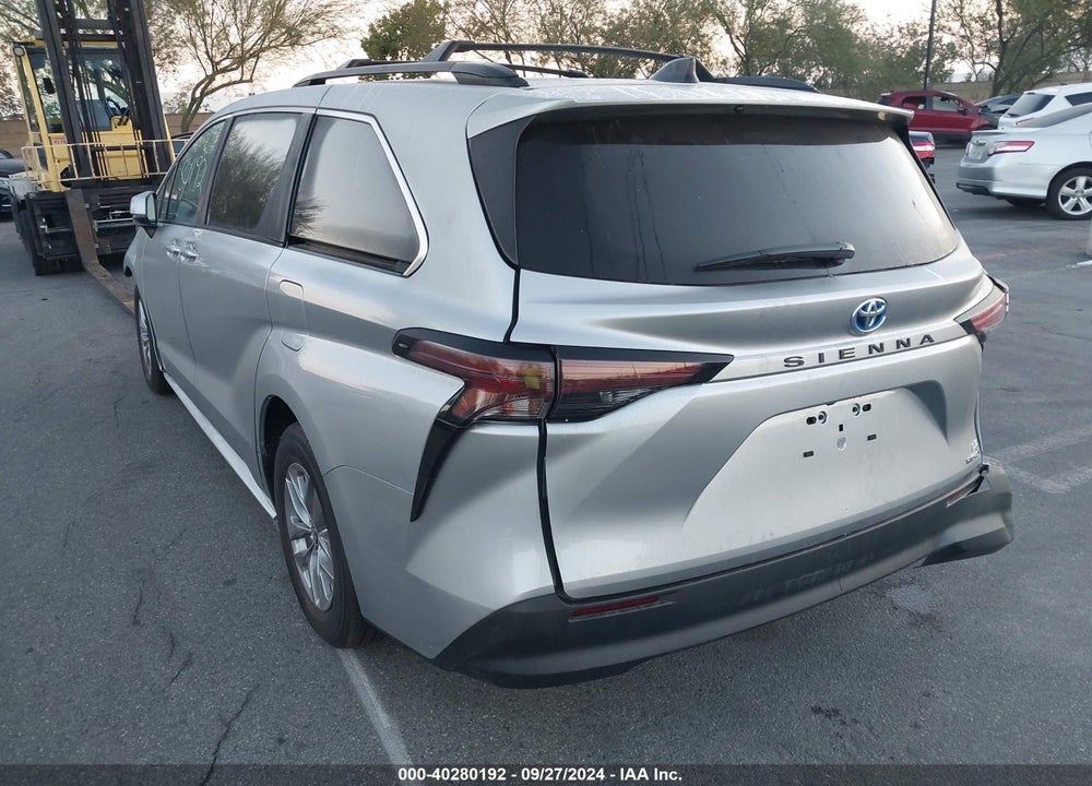 2024 TOYOTA SIENNA LE VIN: 5TDBRKECXRS207132