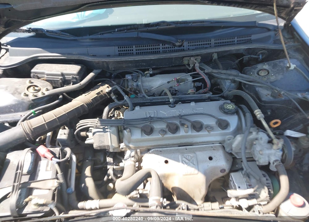 2002 HONDA ACCORD 2.3 SE VIN: 1HGCG56702A107798