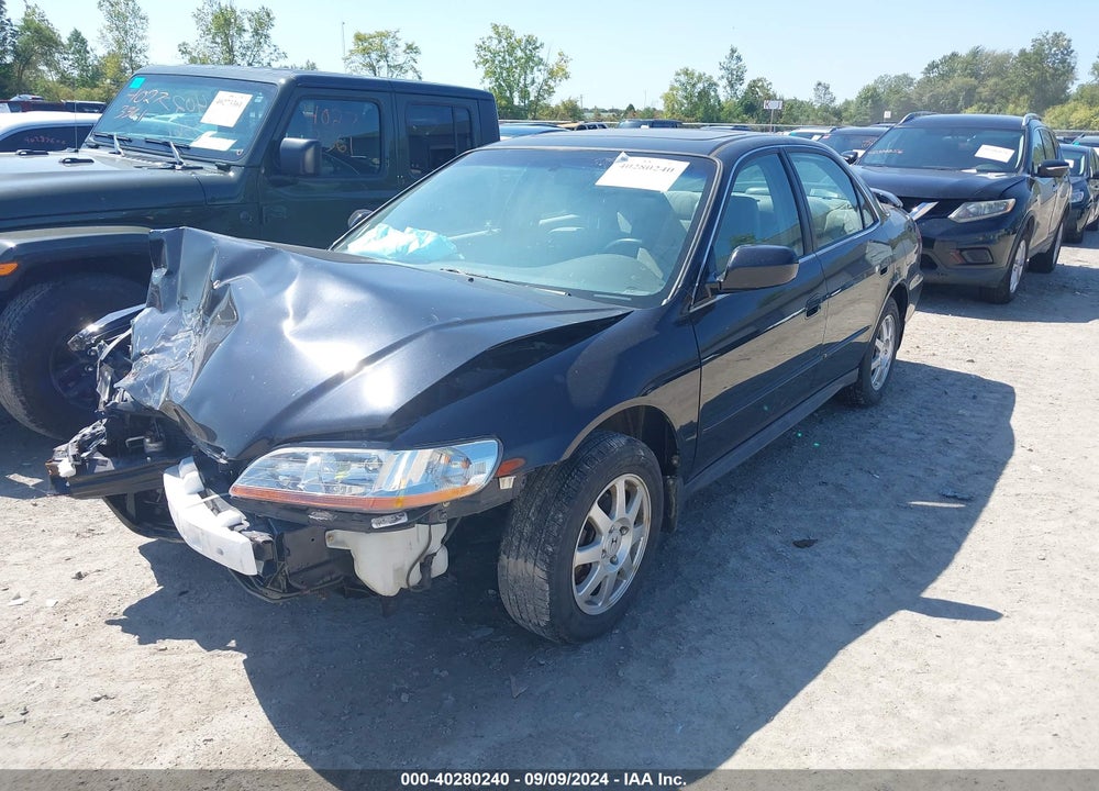 2002 HONDA ACCORD 2.3 SE VIN: 1HGCG56702A107798