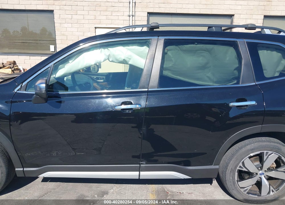 2019 SUBARU FORESTER TOURING VIN: JF2SKAWC5KH547023