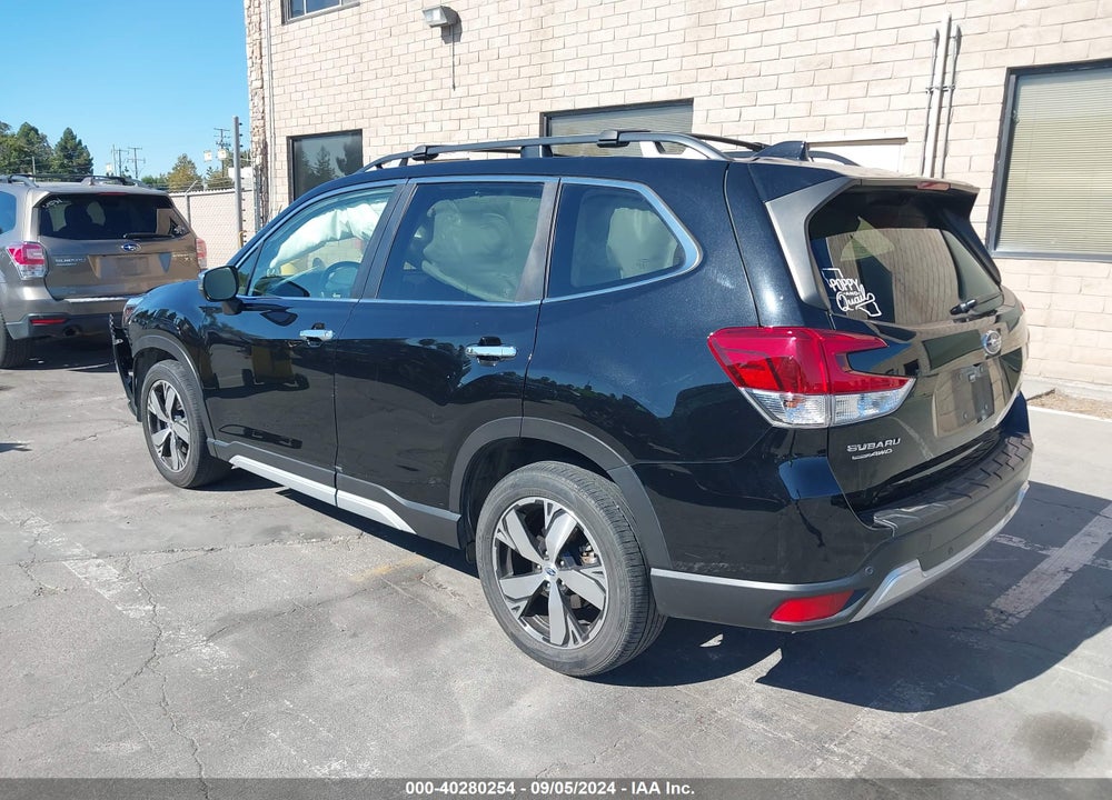 2019 SUBARU FORESTER TOURING VIN: JF2SKAWC5KH547023