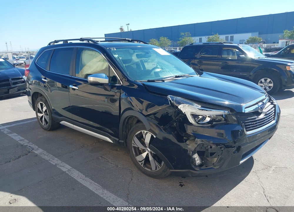 2019 SUBARU FORESTER TOURING VIN: JF2SKAWC5KH547023