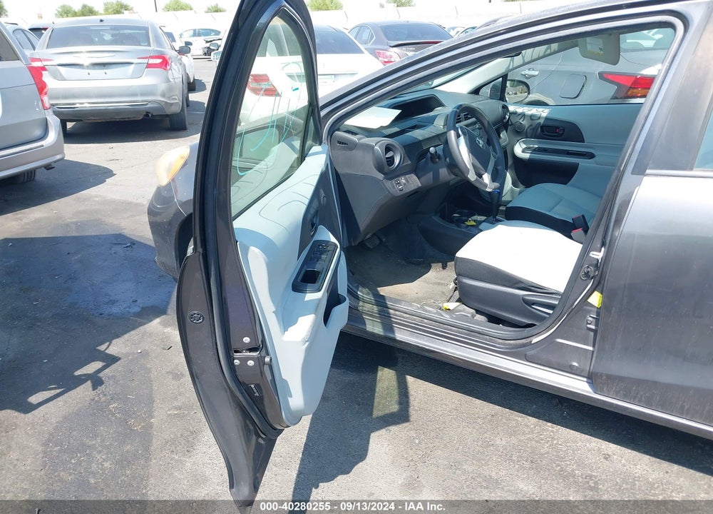 2012 TOYOTA PRIUS C ONE VIN: JTDKDTB31C1503606