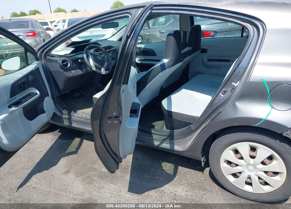 2012 TOYOTA PRIUS C ONE VIN: JTDKDTB31C1503606