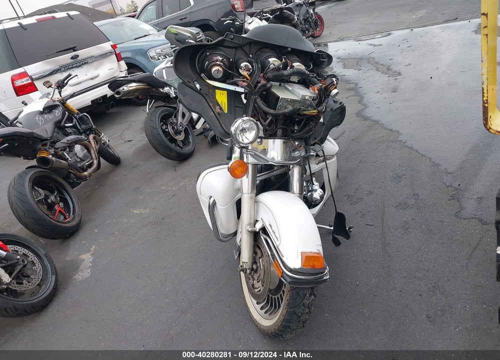 2013 HARLEY-DAVIDSON FLHTCU ULTRA CLASSIC ELECTRA GLD VIN: 1HD1FCM18DB652753