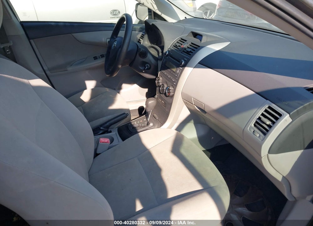 2013 TOYOTA COROLLA L VIN: 2T1BU4EE4DC012561