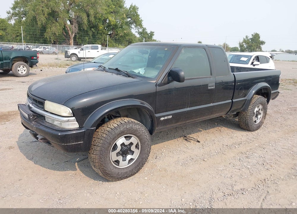 2003 CHEVROLET S-10 LS VIN: 1GCCT19X938273373