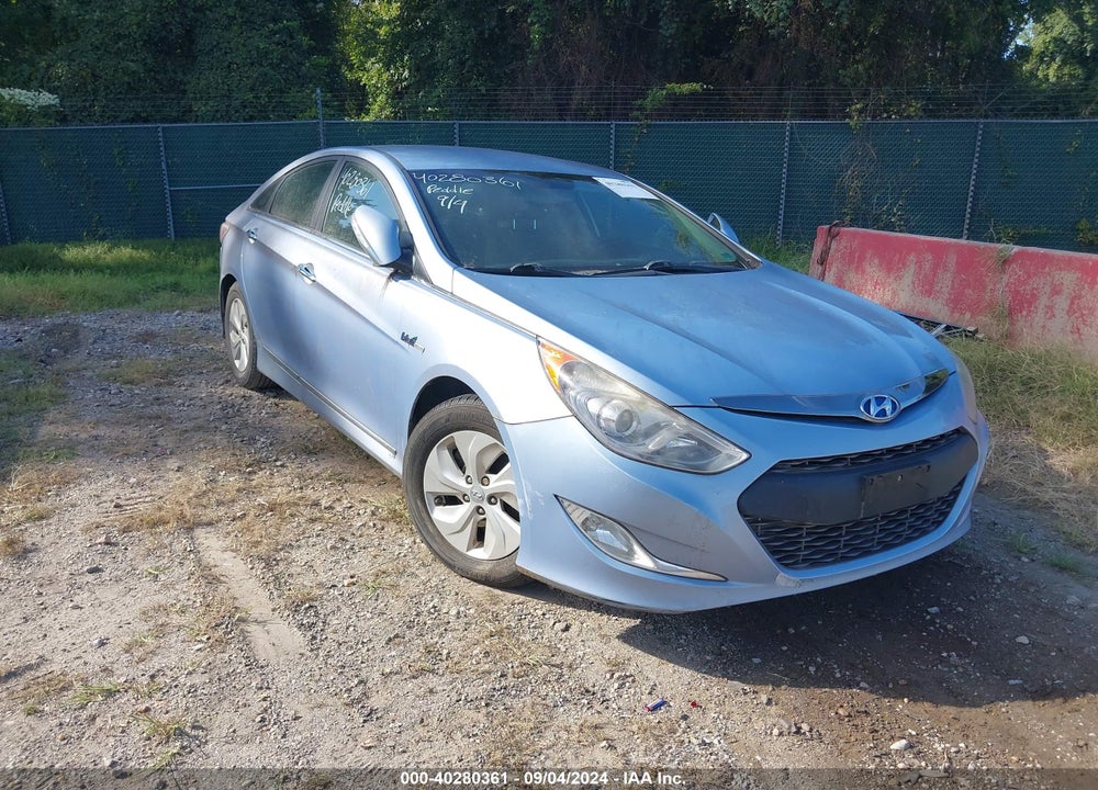 2013 HYUNDAI SONATA HYBRID VIN: KMHEC4A48DA083811