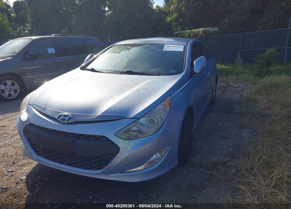 2013 HYUNDAI SONATA HYBRID VIN: KMHEC4A48DA083811