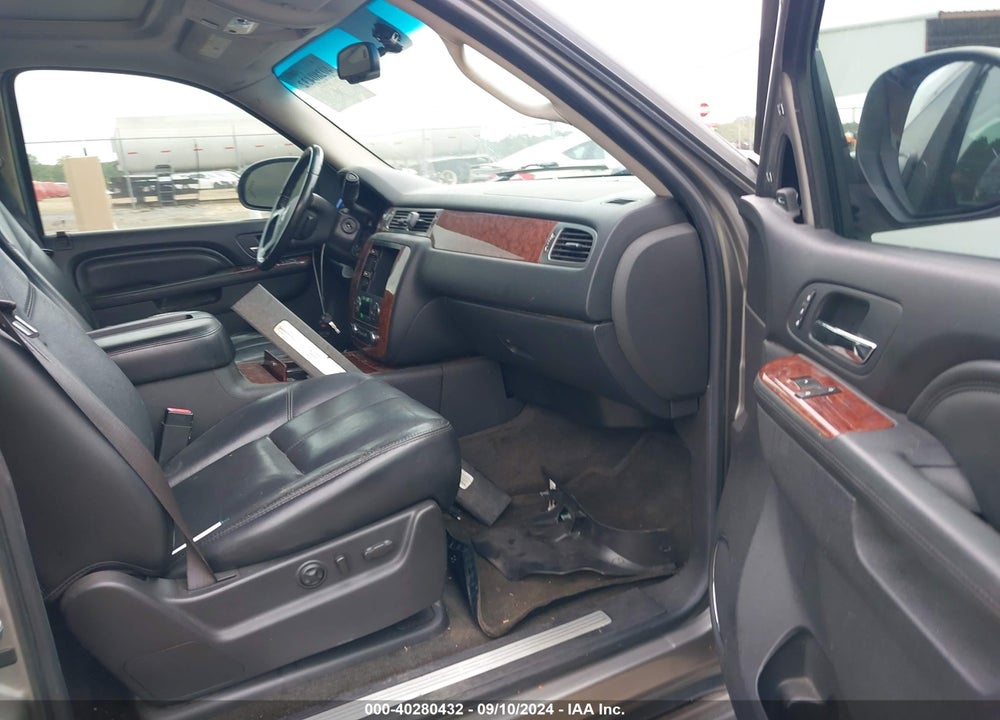 2007 CHEVROLET AVALANCHE 1500 LTZ VIN: 3GNEC12J67G165069