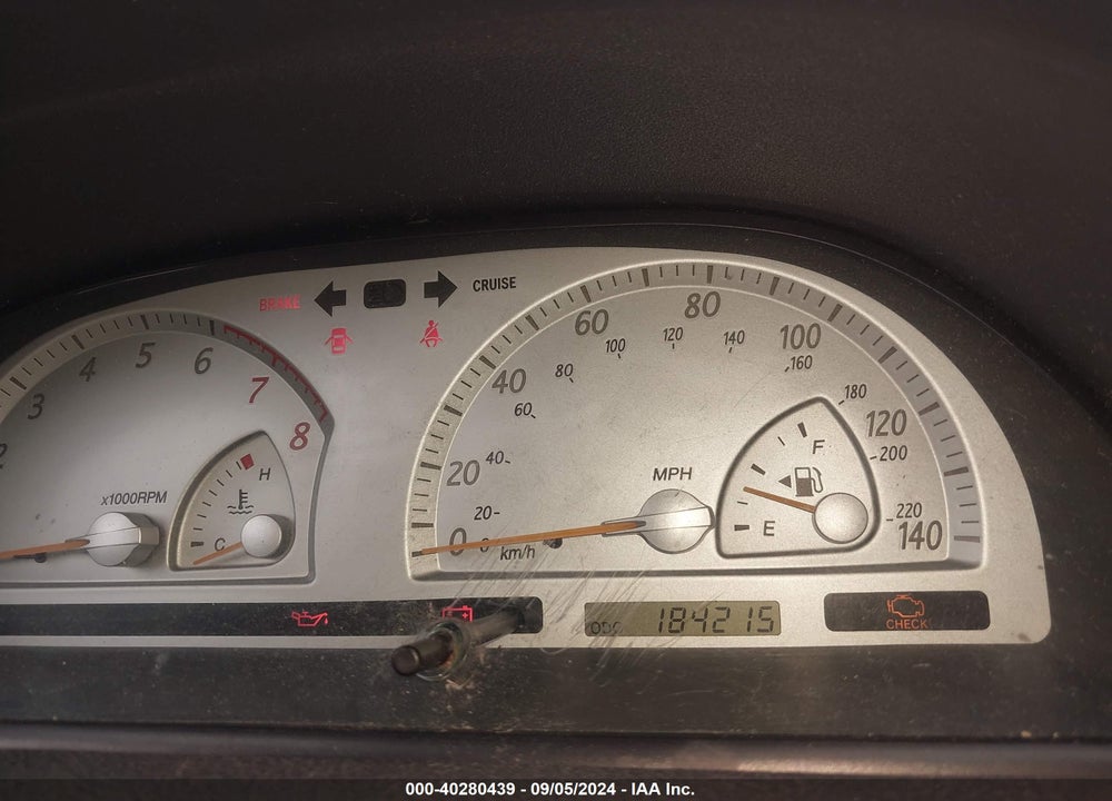 2002 TOYOTA CAMRY SE VIN: JTDBE32KX20041815