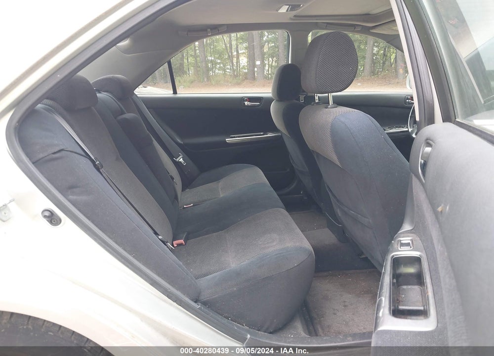 2002 TOYOTA CAMRY SE VIN: JTDBE32KX20041815