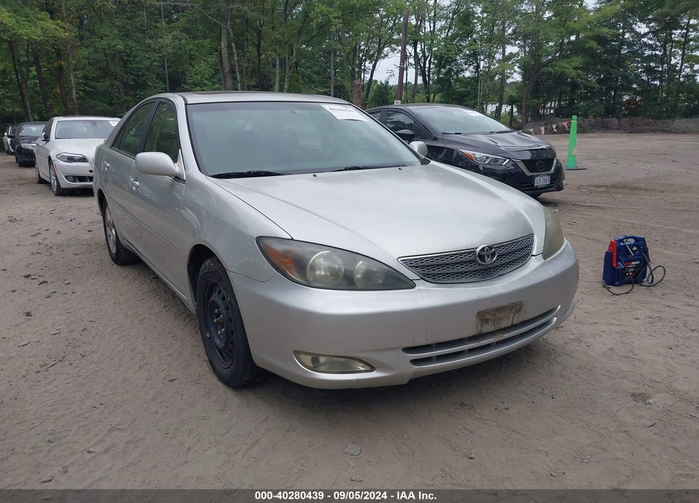 2002 TOYOTA CAMRY SE VIN: JTDBE32KX20041815