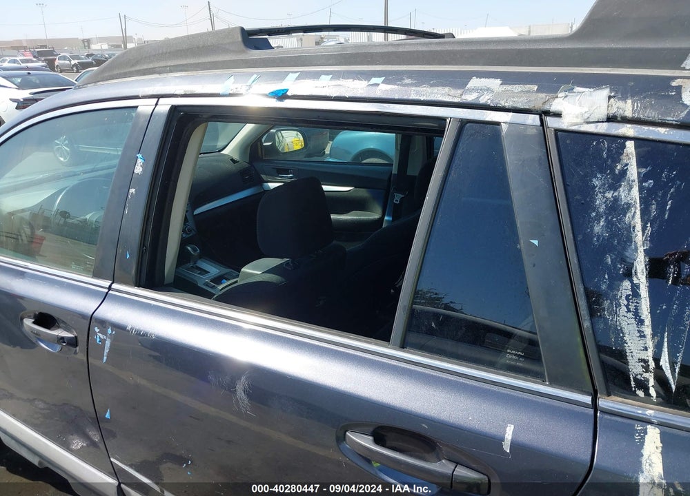 2010 SUBARU OUTBACK 2.5I PREMIUM VIN: 4S4BRBCC4A3354289