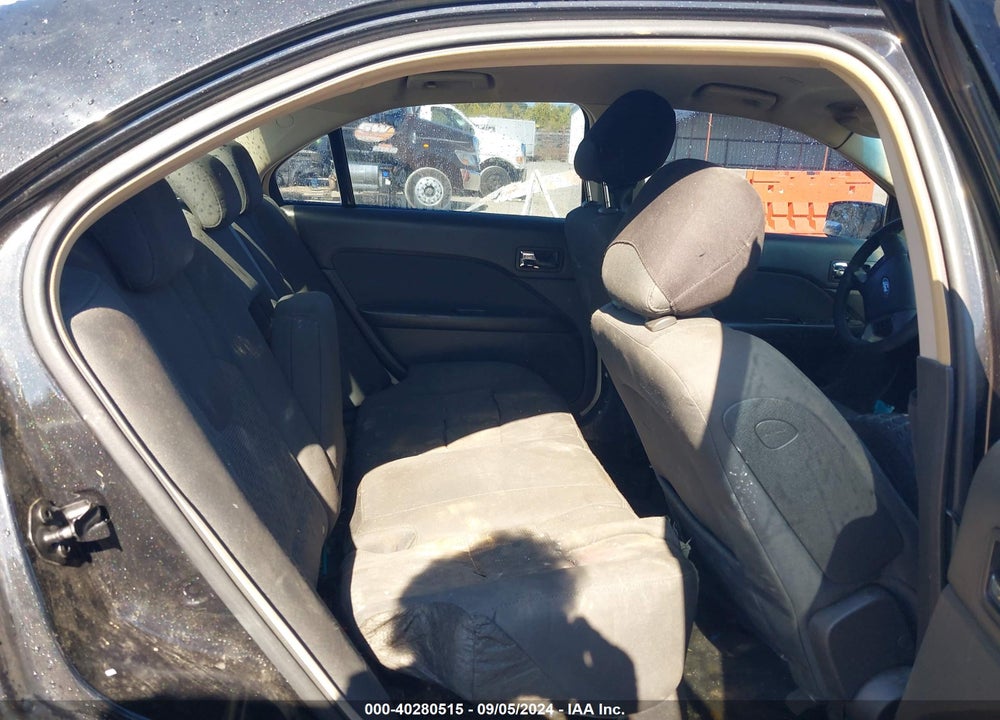 2010 FORD FUSION SE VIN: 3FAHP0HA1AR431644