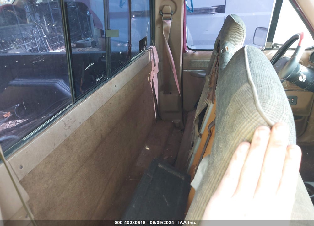 1989 FORD F150 VIN: 1FTDF15N8KNB37557