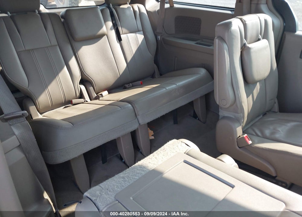 2016 CHRYSLER TOWN & COUNTRY TOURING VIN: 2C4RC1BG8GR238063