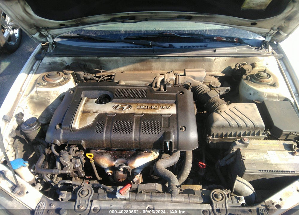 2005 HYUNDAI ELANTRA GLS/GT VIN: KMHDN46D35U195057