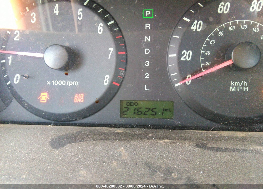 2005 HYUNDAI ELANTRA GLS/GT VIN: KMHDN46D35U195057