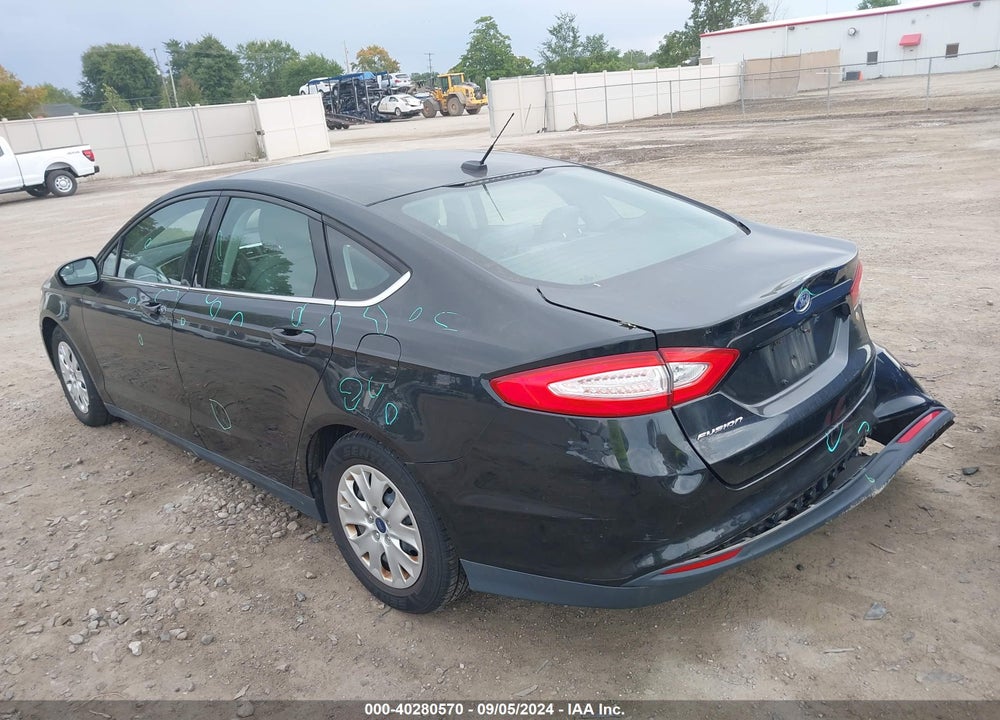 2013 FORD FUSION S VIN: 3FA6P0G72DR296207