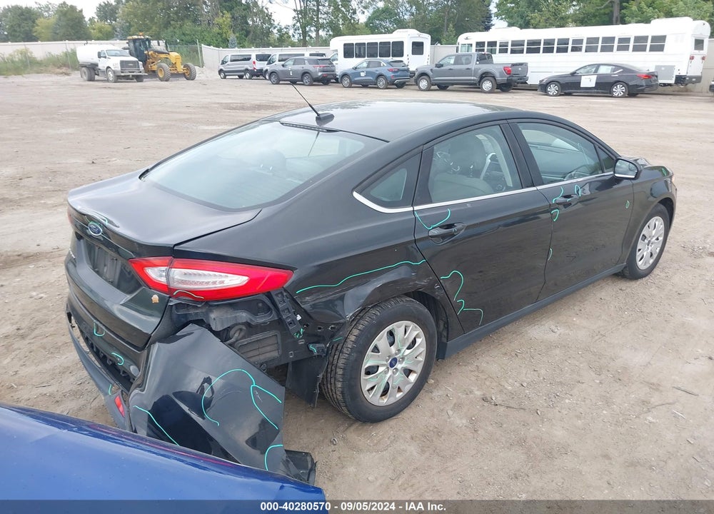 2013 FORD FUSION S VIN: 3FA6P0G72DR296207