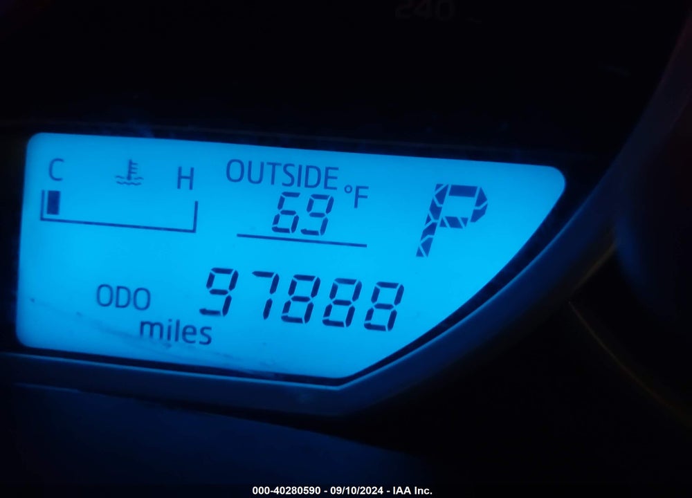 2014 TOYOTA COROLLA LE VIN: 5YFBURHE4EP022579