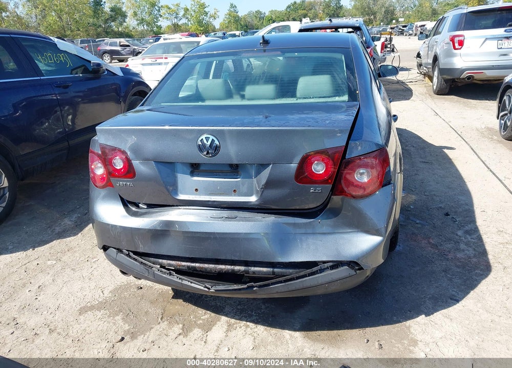 2008 VOLKSWAGEN JETTA SE/SEL VIN: 3VWRM71K98M012853