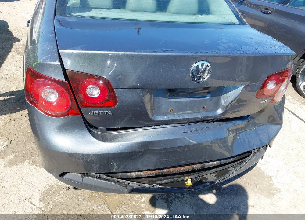 2008 VOLKSWAGEN JETTA SE/SEL VIN: 3VWRM71K98M012853