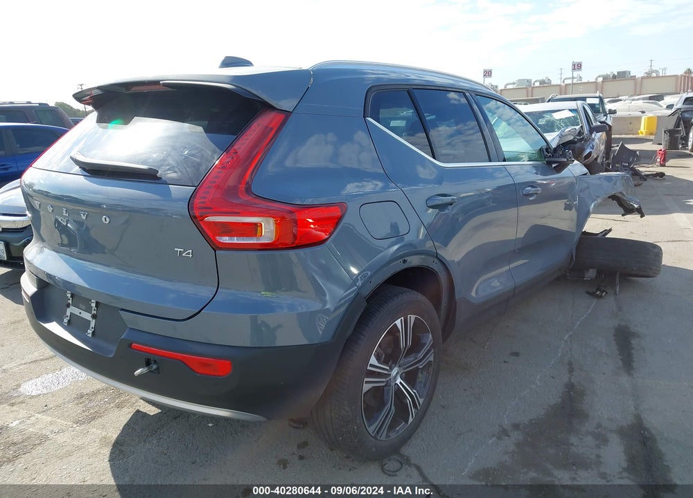 2021 VOLVO XC40 T4 INSCRIPTION VIN: YV4AC2HL0M2407247
