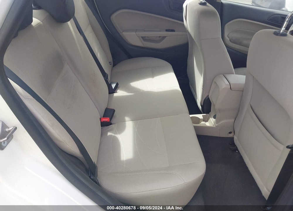 2019 FORD FIESTA SE VIN: 3FADP4BJ7KM157329