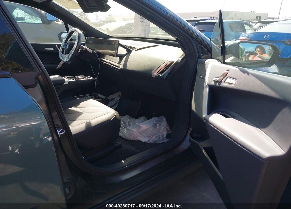 2022 BMW IX XDRIVE50 VIN: WB523CF07NCK38132