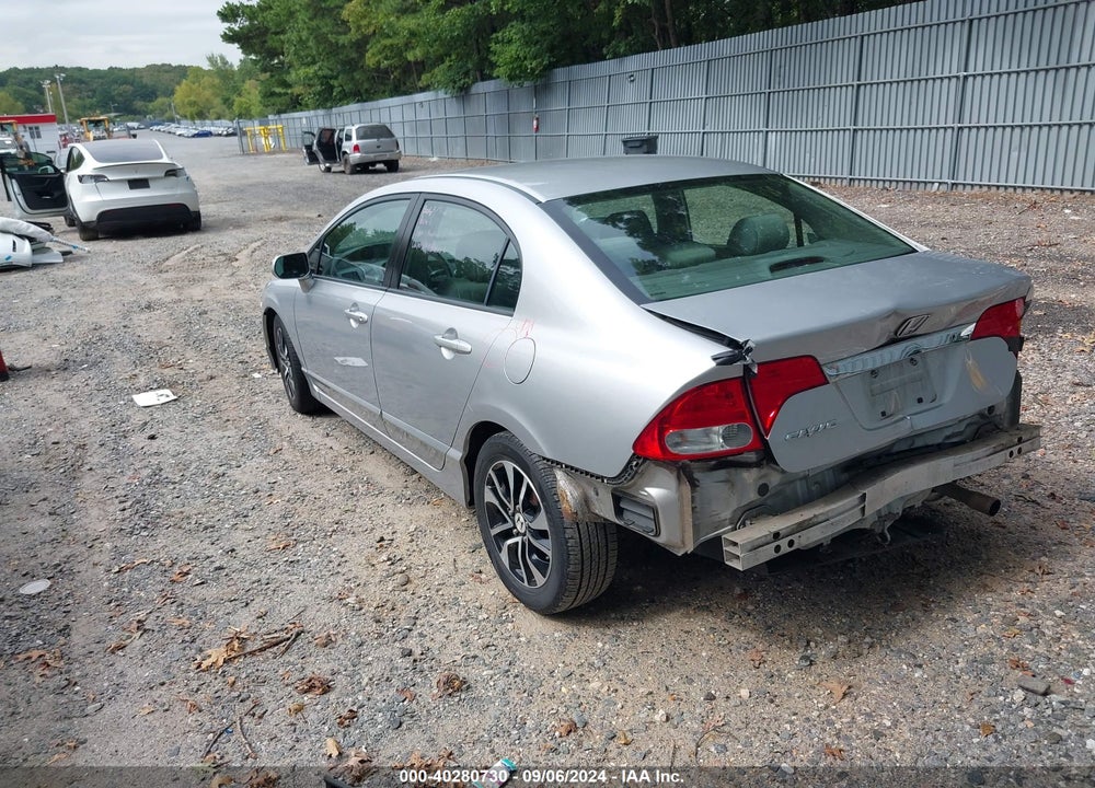 2011 HONDA CIVIC LX VIN: 2HGFA1F55BH302982