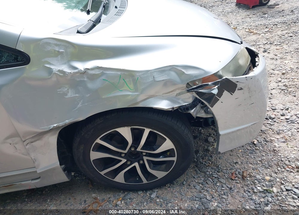 2011 HONDA CIVIC LX VIN: 2HGFA1F55BH302982
