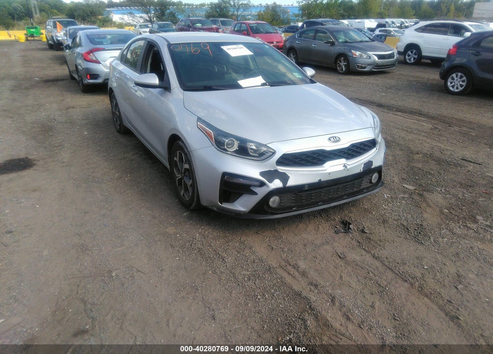 2021 KIA FORTE LXS VIN: 3KPF24AD6ME268710