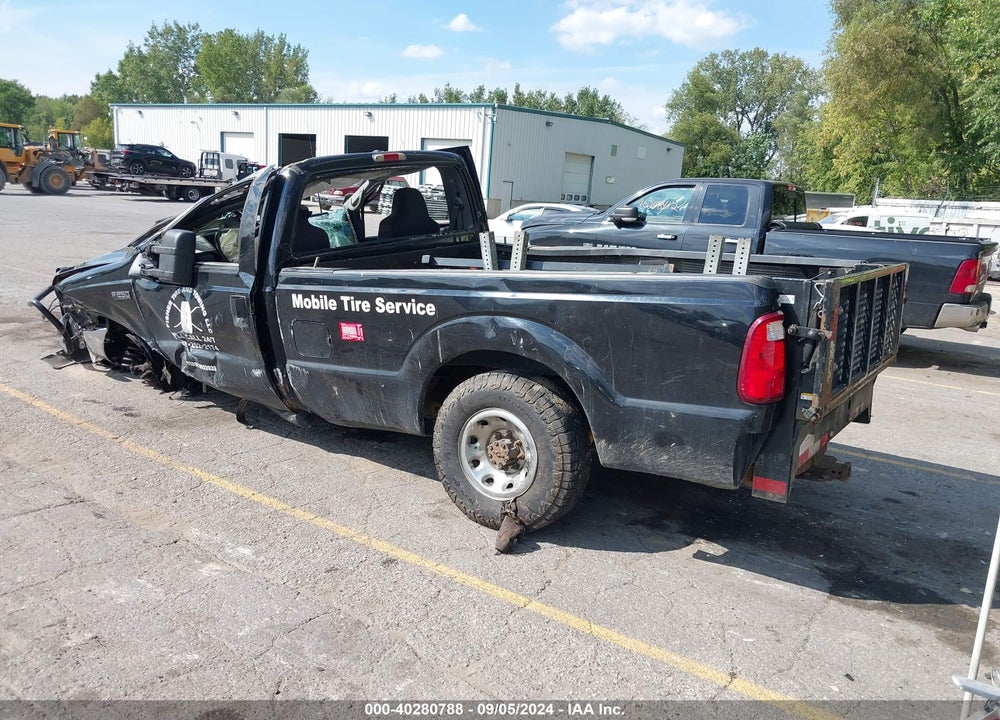 2002 FORD F-250 XL/XLT VIN: 1FTNF20LX2ED39834