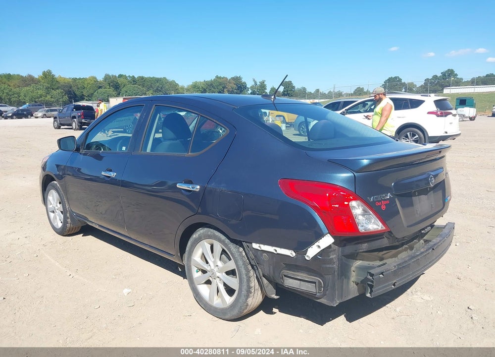 2016 NISSAN VERSA 1.6 SL VIN: 3N1CN7AP1GL869564