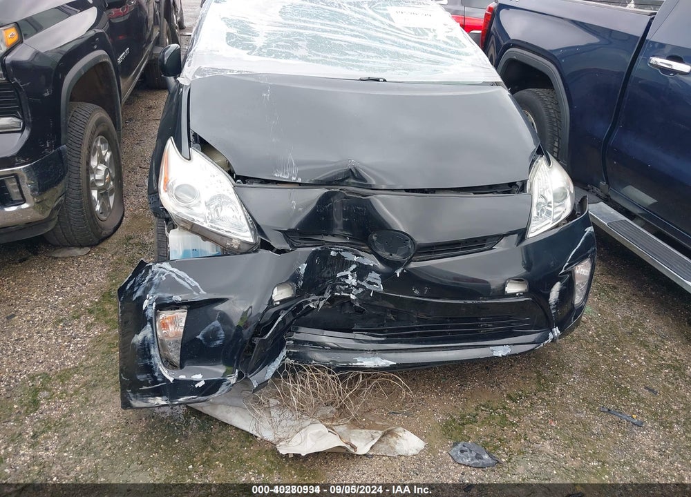 2014 TOYOTA PRIUS TWO VIN: JTDKN3DU2E1758058