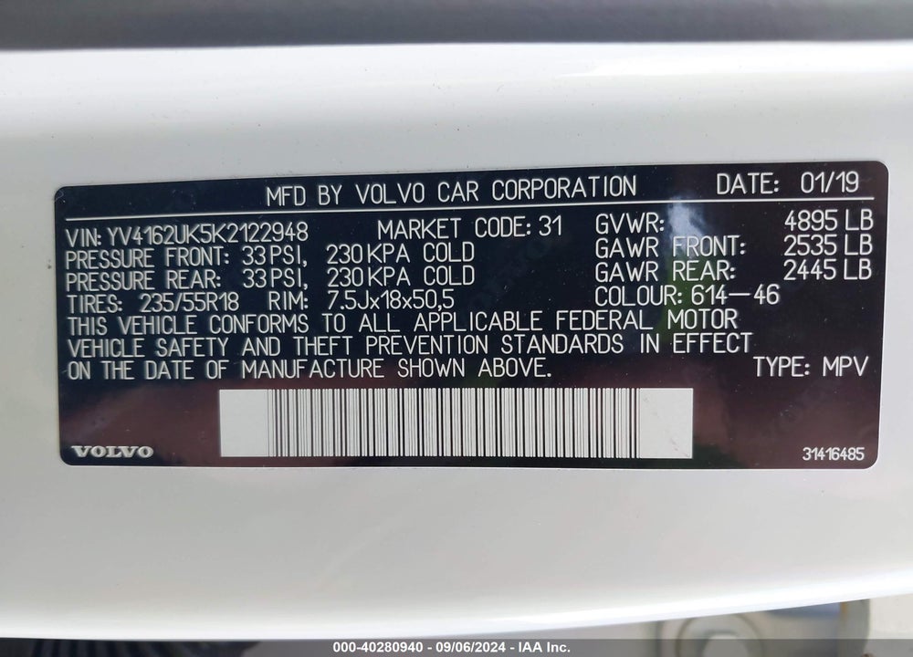 2019 VOLVO XC40 T5 MOMENTUM VIN: YV4162UK5K2122948