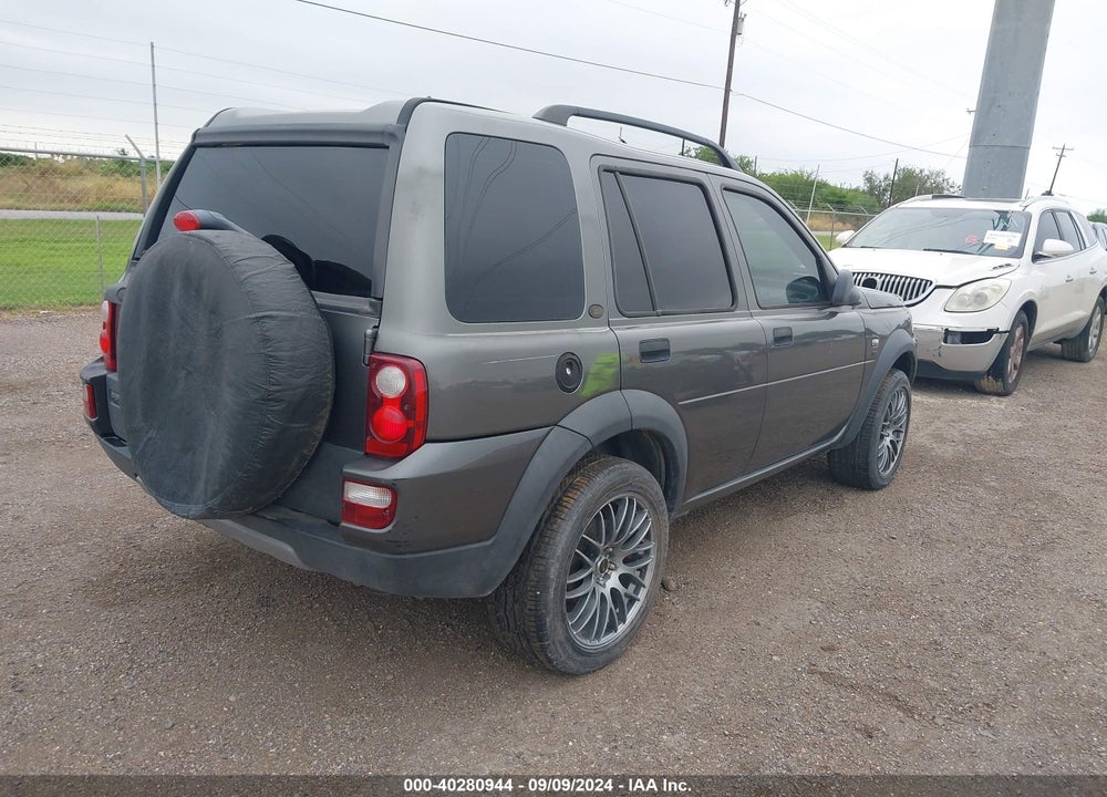 2004 LAND ROVER FREELANDER SE VIN: SALNY22244A402072