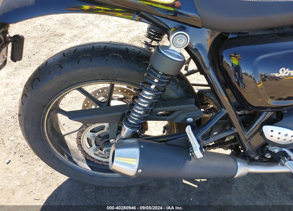 2017 TRIUMPH MOTORCYCLE STREET CUP VIN: SMTD50GN9HT807892