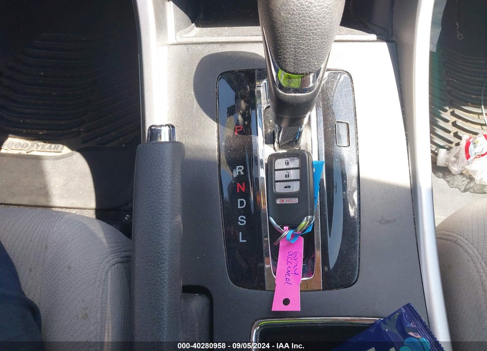 2014 HONDA ACCORD EX VIN: 1HGCR2F71EA119813