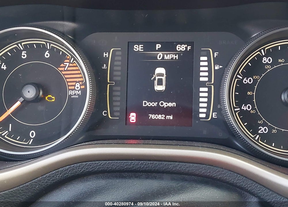 2017 JEEP CHEROKEE LATITUDE 4X4 VIN: 1C4PJMCS6HW639055