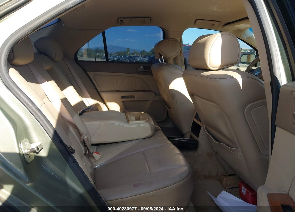 2005 CADILLAC STS V6 VIN: 1G6DW677150156547