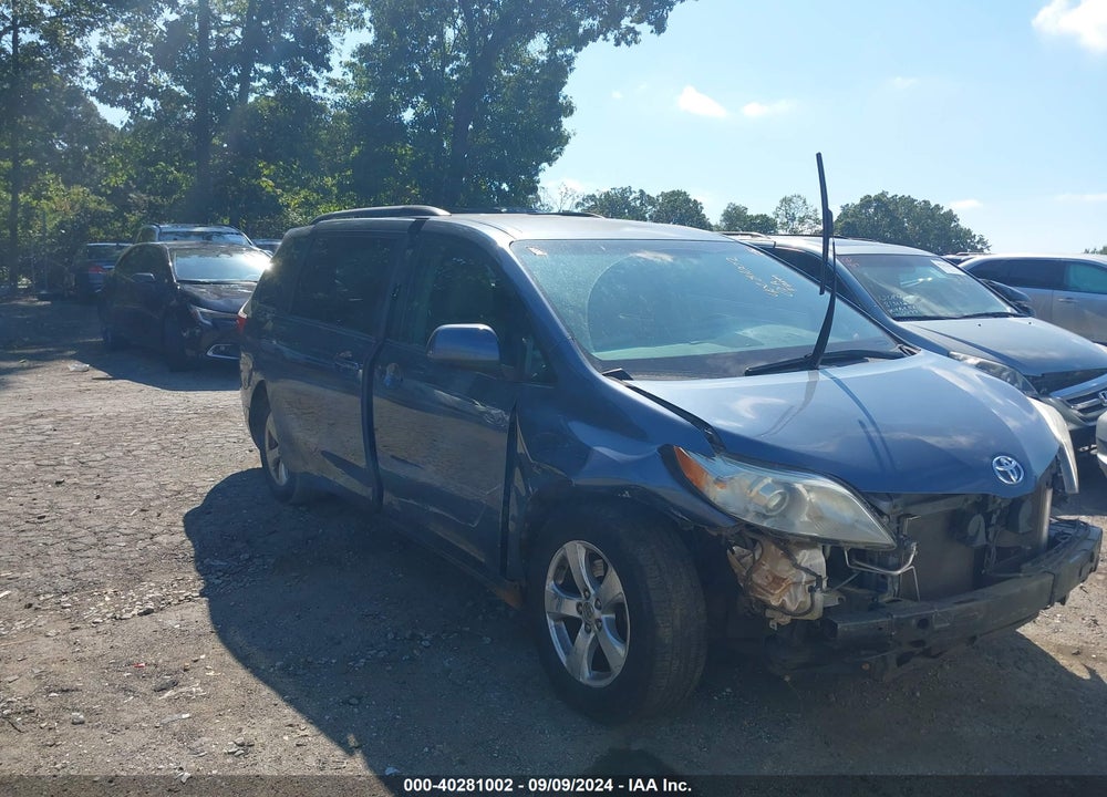 2016 TOYOTA SIENNA LE 8 PASSENGER VIN: 5TDKK3DC4GS754843