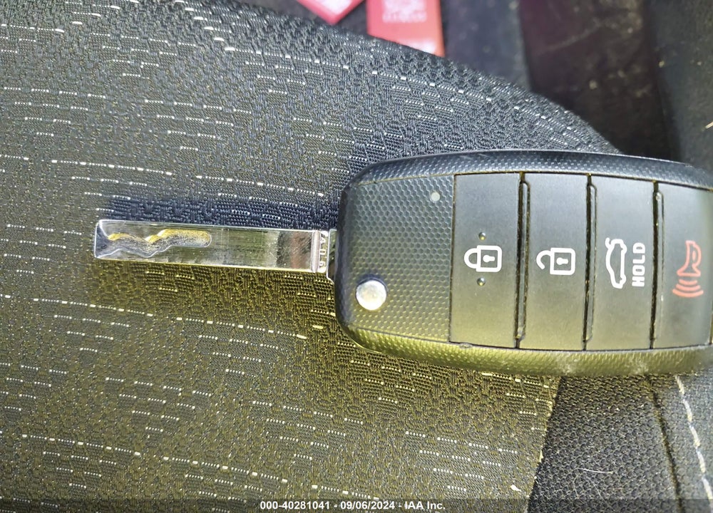 2019 KIA RIO S VIN: 3KPA24AB4KE200380