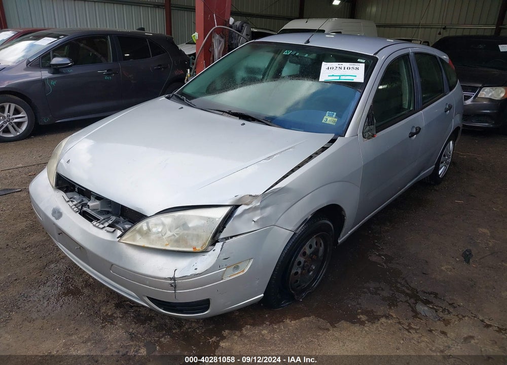 2007 FORD FOCUS S/SE/SES VIN: 1FAHP37N27W195839