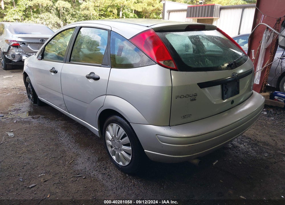2007 FORD FOCUS S/SE/SES VIN: 1FAHP37N27W195839