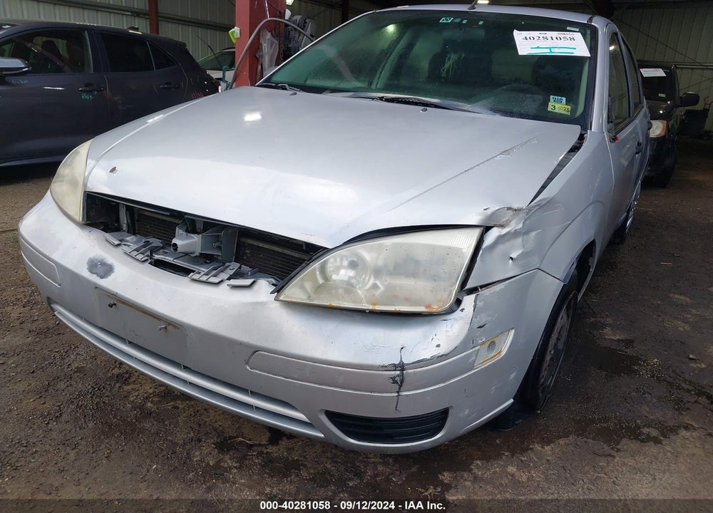 2007 FORD FOCUS S/SE/SES VIN: 1FAHP37N27W195839