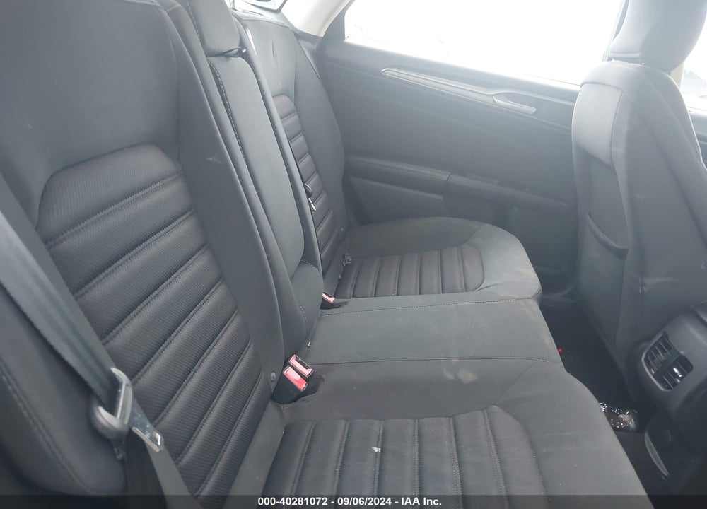 2017 FORD FUSION SE VIN: 3FA6P0H76HR171537